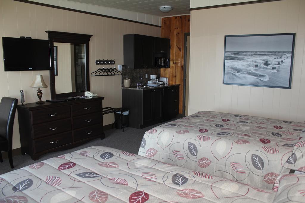 Motel Manoir sur Mer Sainte Anne-des-Chênes Habitación foto